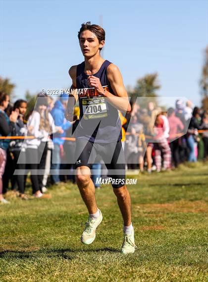 Thumbnail 3 in IHSAA Boys Cross Country Regionals photogallery.