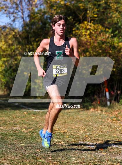 Thumbnail 2 in IHSAA Boys Cross Country Regionals photogallery.