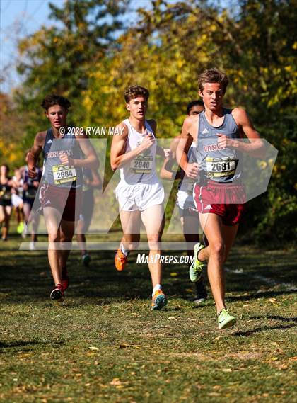 Thumbnail 3 in IHSAA Boys Cross Country Regionals photogallery.