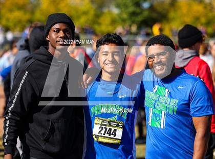 Thumbnail 2 in IHSAA Boys Cross Country Regionals photogallery.