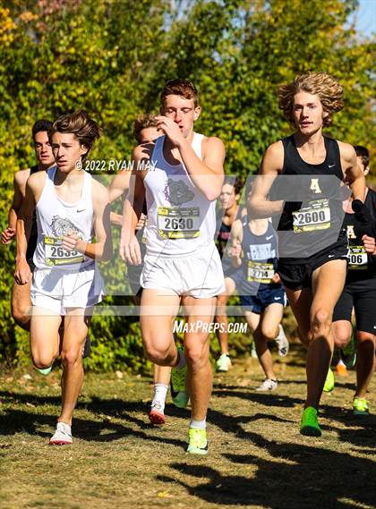Thumbnail 1 in IHSAA Boys Cross Country Regionals photogallery.