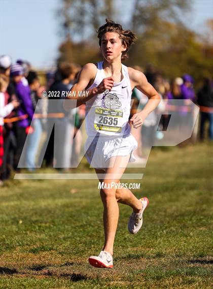 Thumbnail 1 in IHSAA Boys Cross Country Regionals photogallery.