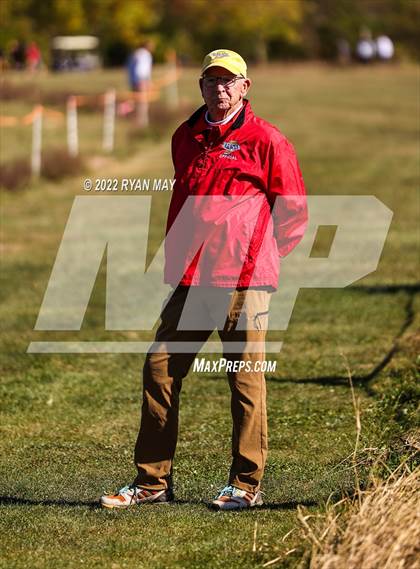 Thumbnail 1 in IHSAA Boys Cross Country Regionals photogallery.