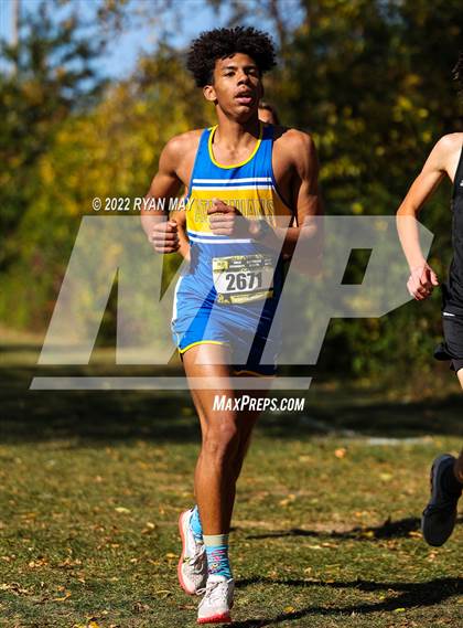 Thumbnail 3 in IHSAA Boys Cross Country Regionals photogallery.