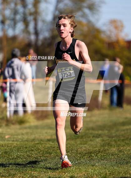 Thumbnail 2 in IHSAA Boys Cross Country Regionals photogallery.