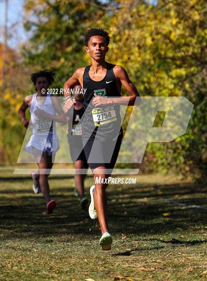 Thumbnail 3 in IHSAA Boys Cross Country Regionals photogallery.