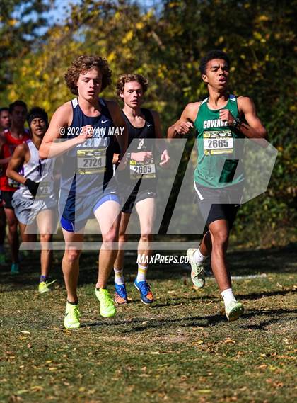 Thumbnail 3 in IHSAA Boys Cross Country Regionals photogallery.