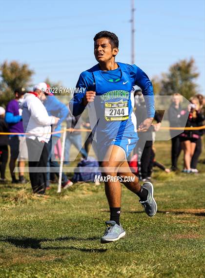 Thumbnail 2 in IHSAA Boys Cross Country Regionals photogallery.