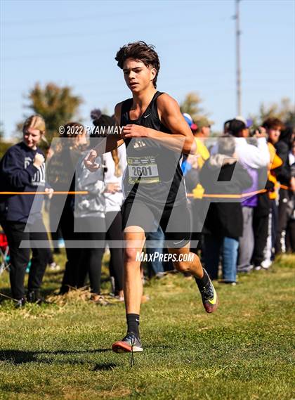 Thumbnail 3 in IHSAA Boys Cross Country Regionals photogallery.