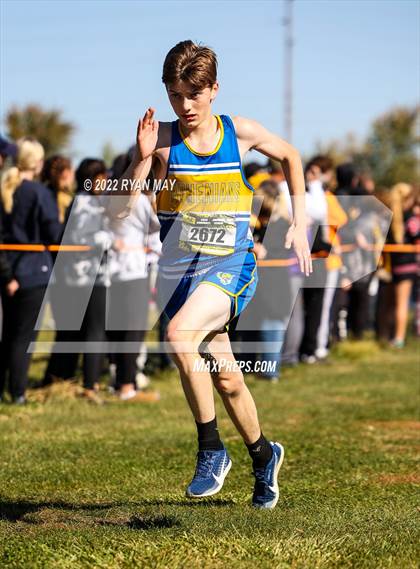 Thumbnail 3 in IHSAA Boys Cross Country Regionals photogallery.