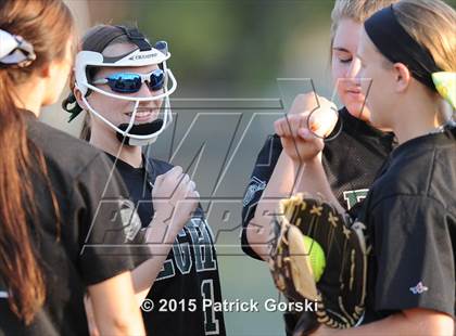Thumbnail 3 in St. Charles North vs Elk Grove (IHSA Class 4A Sectional) photogallery.