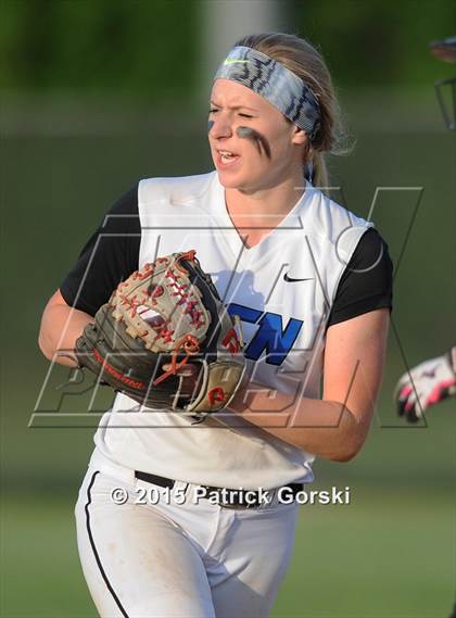 Thumbnail 1 in St. Charles North vs Elk Grove (IHSA Class 4A Sectional) photogallery.