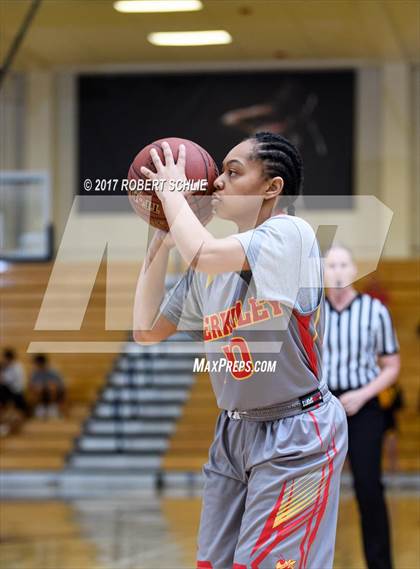 Thumbnail 1 in Berkeley vs Oak Ridge (CIF State Championships D1 Round II) photogallery.