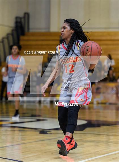 Thumbnail 2 in Berkeley vs Oak Ridge (CIF State Championships D1 Round II) photogallery.