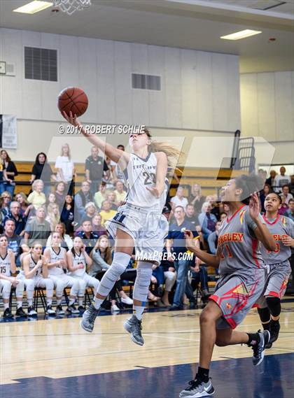 Thumbnail 3 in Berkeley vs Oak Ridge (CIF State Championships D1 Round II) photogallery.