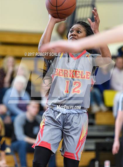 Thumbnail 3 in Berkeley vs Oak Ridge (CIF State Championships D1 Round II) photogallery.