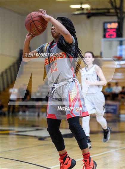 Thumbnail 3 in Berkeley vs Oak Ridge (CIF State Championships D1 Round II) photogallery.