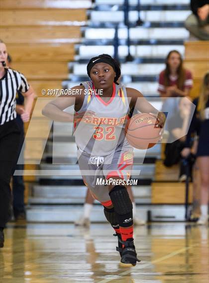 Thumbnail 1 in Berkeley vs Oak Ridge (CIF State Championships D1 Round II) photogallery.