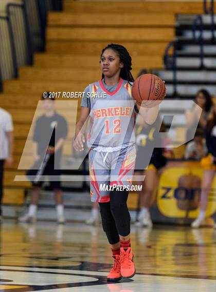 Thumbnail 2 in Berkeley vs Oak Ridge (CIF State Championships D1 Round II) photogallery.
