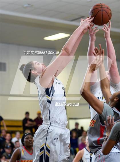 Thumbnail 1 in Berkeley vs Oak Ridge (CIF State Championships D1 Round II) photogallery.