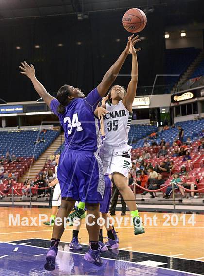 Thumbnail 2 in Sacramento vs. McNair (CIF SJS D2 Final) photogallery.