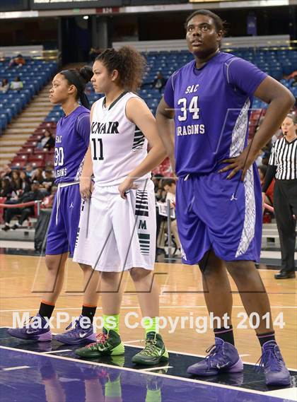 Thumbnail 2 in Sacramento vs. McNair (CIF SJS D2 Final) photogallery.