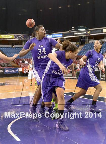 Thumbnail 3 in Sacramento vs. McNair (CIF SJS D2 Final) photogallery.