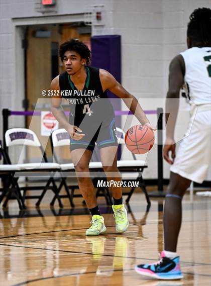 Thumbnail 2 in South Lakes vs. Skyline photogallery.