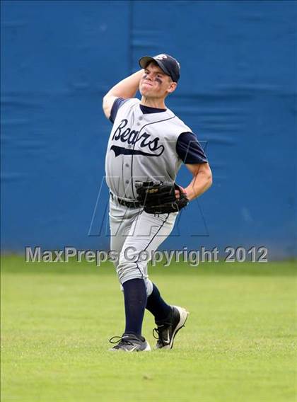 Thumbnail 3 in Briarcliff vs. Oneonta (NYSPHSAA Class B Final) photogallery.