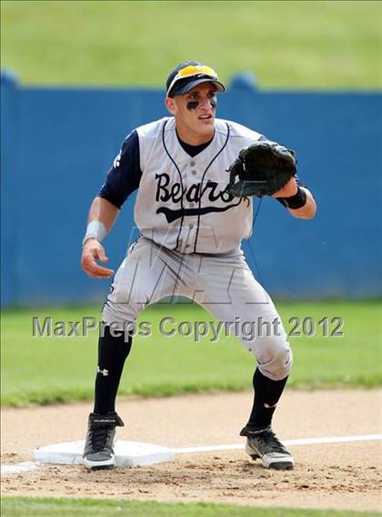 Thumbnail 2 in Briarcliff vs. Oneonta (NYSPHSAA Class B Final) photogallery.