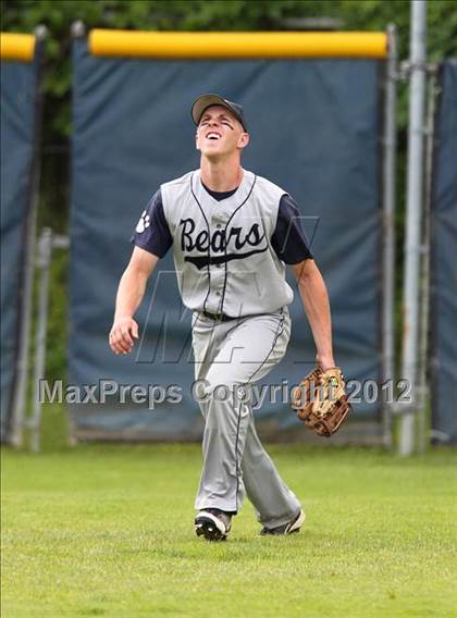 Thumbnail 2 in Briarcliff vs. Oneonta (NYSPHSAA Class B Final) photogallery.
