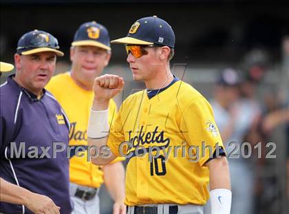 Thumbnail 3 in Briarcliff vs. Oneonta (NYSPHSAA Class B Final) photogallery.