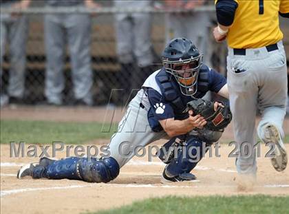 Thumbnail 1 in Briarcliff vs. Oneonta (NYSPHSAA Class B Final) photogallery.