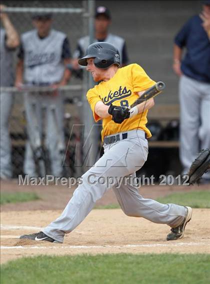 Thumbnail 2 in Briarcliff vs. Oneonta (NYSPHSAA Class B Final) photogallery.