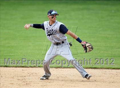 Thumbnail 3 in Briarcliff vs. Oneonta (NYSPHSAA Class B Final) photogallery.