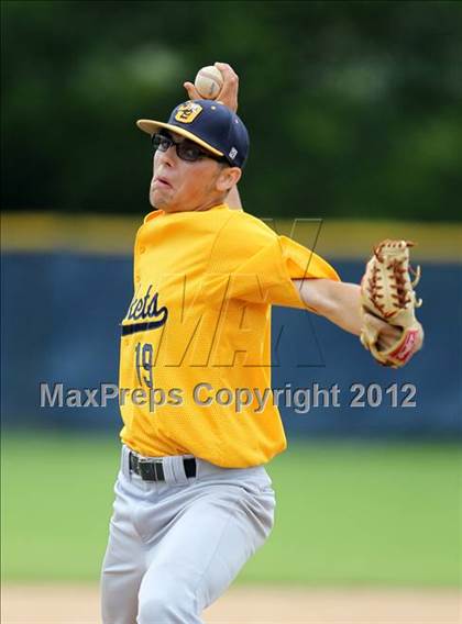 Thumbnail 2 in Briarcliff vs. Oneonta (NYSPHSAA Class B Final) photogallery.