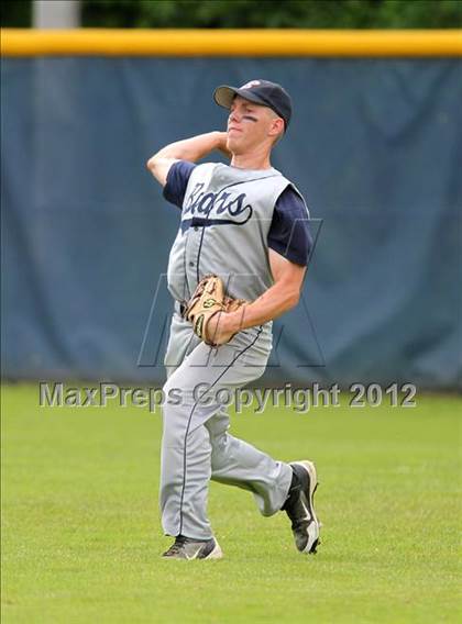 Thumbnail 3 in Briarcliff vs. Oneonta (NYSPHSAA Class B Final) photogallery.