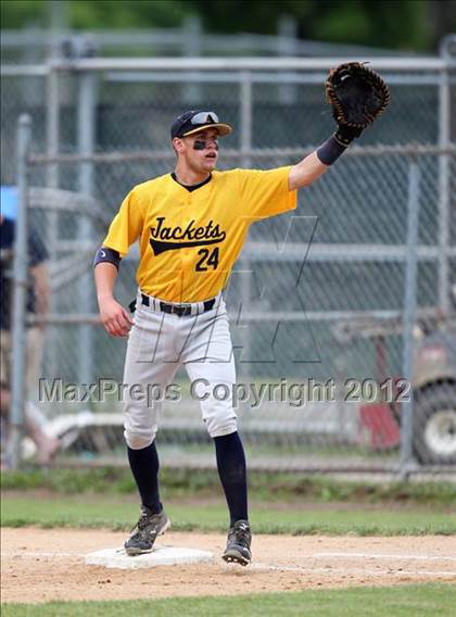 Thumbnail 2 in Briarcliff vs. Oneonta (NYSPHSAA Class B Final) photogallery.