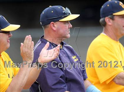 Thumbnail 3 in Briarcliff vs. Oneonta (NYSPHSAA Class B Final) photogallery.