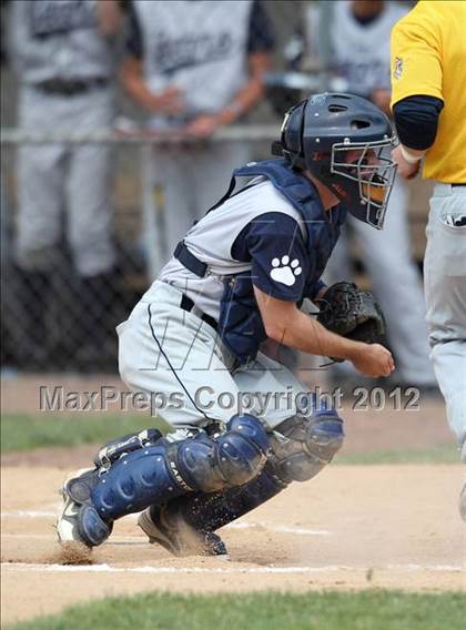 Thumbnail 2 in Briarcliff vs. Oneonta (NYSPHSAA Class B Final) photogallery.