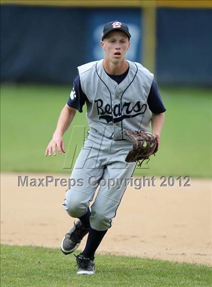 Thumbnail 3 in Briarcliff vs. Oneonta (NYSPHSAA Class B Final) photogallery.