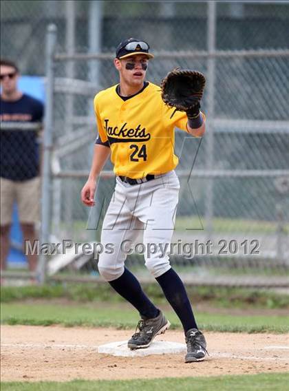 Thumbnail 3 in Briarcliff vs. Oneonta (NYSPHSAA Class B Final) photogallery.