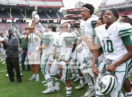 Thumbnail 2 in Dorman vs. Dutch Fork (SCHSL AAAAA Final) photogallery.