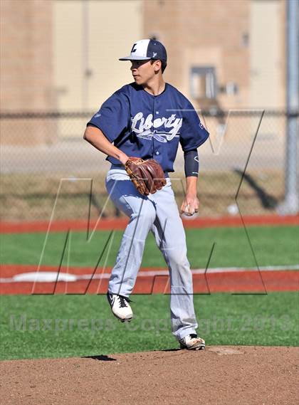 Thumbnail 3 in All Saints Episcopal vs Liberty Christian (Texas Private School Classic) photogallery.