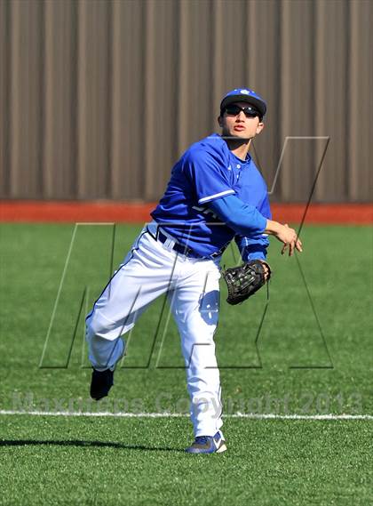 Thumbnail 1 in All Saints Episcopal vs Liberty Christian (Texas Private School Classic) photogallery.
