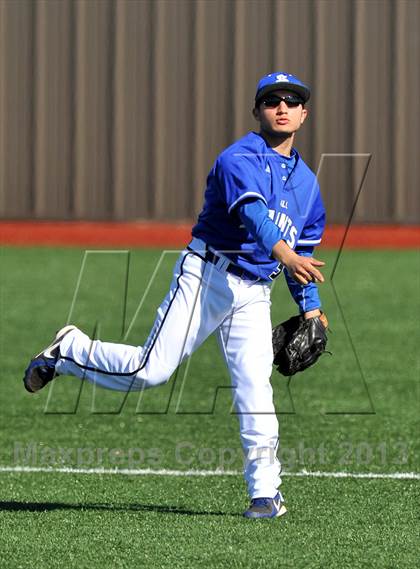 Thumbnail 2 in All Saints Episcopal vs Liberty Christian (Texas Private School Classic) photogallery.