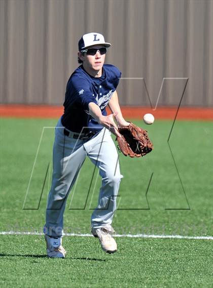 Thumbnail 3 in All Saints Episcopal vs Liberty Christian (Texas Private School Classic) photogallery.