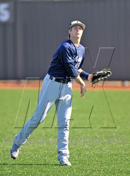Thumbnail 3 in All Saints Episcopal vs Liberty Christian (Texas Private School Classic) photogallery.