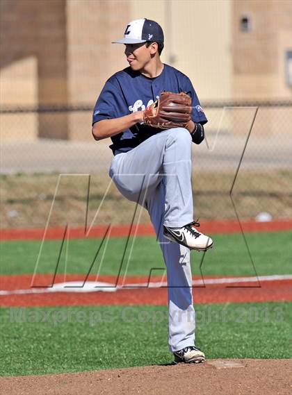 Thumbnail 3 in All Saints Episcopal vs Liberty Christian (Texas Private School Classic) photogallery.
