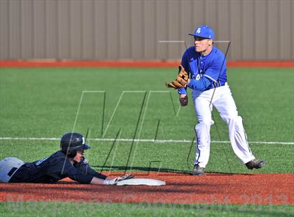 Thumbnail 3 in All Saints Episcopal vs Liberty Christian (Texas Private School Classic) photogallery.